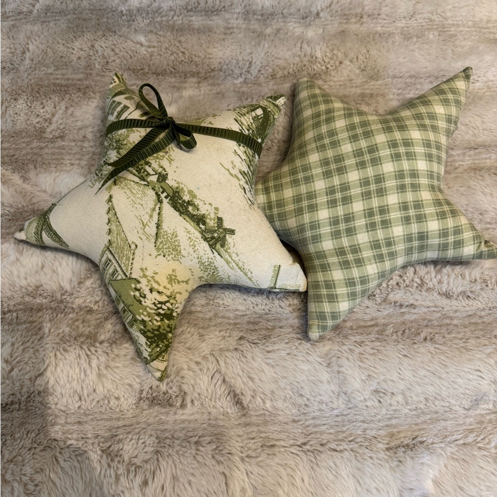 Green and Cream Star-Shaped Throw Pillows - Picture 3 of 5